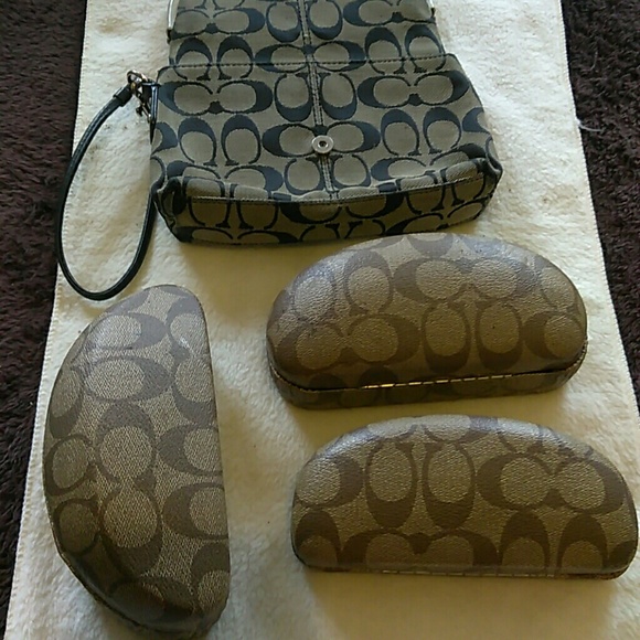 Coach bundle - Picture 4 of 7